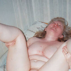 Pic #2 XXX - Nude Amateurs, Big Tits, Mature, Bush Or Hairy, Amateur