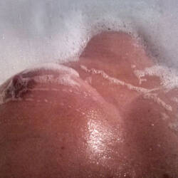 Pic #1 Bath Time - Big Tits, Mature, Amateur