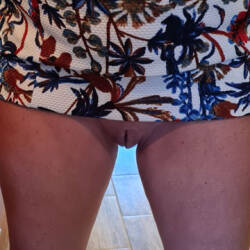 Pic #5 Wife - Nude Wives, Outdoors, Shaved, Amateur