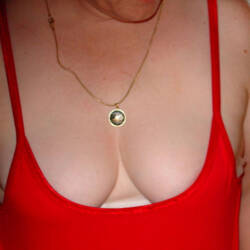 Pic #2 Breasts - Nude Amateurs, Big Tits, Mature, Bush Or Hairy, Amateur