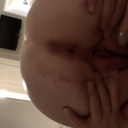 A neighbor's ass - Sandy