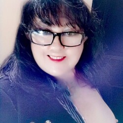 Small tits of my wife - gordita