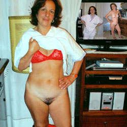 Daniela Lombardini From Florence - Brunette, Wife/Wives, , Bush Or Hairy, Amateur, Mature