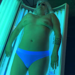 Pic #4 Tanning - Topless Amateurs, Blonde, Mature, Amateur
