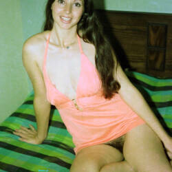 Pic #5 April - Brunette, Mature, Bush Or Hairy, Amateur