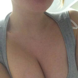 Pic #2 Boobs - Big Tits, Amateur