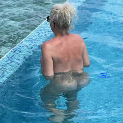 Pic #3 In the Pool - Nude Girls, Beach, Big Tits, Blonde, Outdoors, Amateur