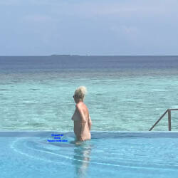 Pic #4 In the Pool - Nude Girls, Beach, Big Tits, Blonde, Outdoors, Amateur