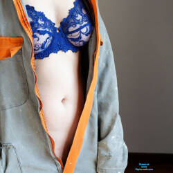 Pic #2 Difficult To Work In Such Conditions 2 - Big Tits, Brunette, Mature, Shaved, Amateur