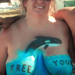 Pic #6 Dusty Does Rally's - Topless Amateurs, Big Tits, Blonde, Mature, Outdoors, Amateur, Bbw