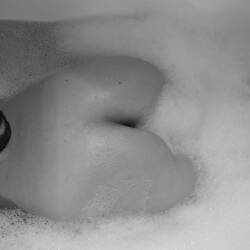 Pic #4 Bath Time - Nude Girls, Shaved, Amateur, Medium Tits