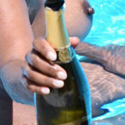 Pic #2 Minti Showing Off In The Pool - Nude Wives, Big Tits, Outdoors, Amateur