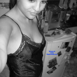 Pic #10 Putinha - Topless Girlfriends, Topless Girls, Brunette, Latina, Lingerie, Small Tits, Amateur, Natural Tits, Firm Ass, Young Woman, Perky Boobs