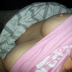 Just warming up - Topless Wives, BBW, Big Tits