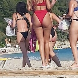 A neighbor's ass - zante zina