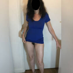Pic #3 the strip tease - Nude Amateurs, Small Tits, Shaved, Round Ass
