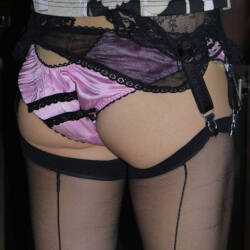 Pic #6 In the privacy of the hotel room - Amateur, Asian, Nude Amateurs