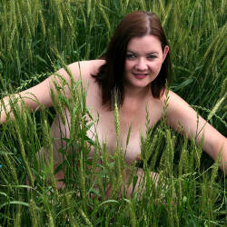 Pic #10 A Walk in the Grass - Amateur, Big Ass, Big Tits, Natural Tits, Nude Amateurs, Outdoors