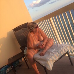 Very large tits of my wife - The wife at the beach