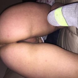 A neighbor's ass - Girl nex door 