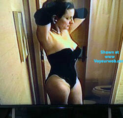 Pic #2 Changing - Lingerie, Medium Tits, Milf, Nude Amateurs