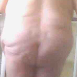 A neighbor's ass - Ennal
