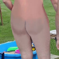 Pic #5 Marzena Michalik-bez majtek. 3 - Nude Amateurs, Outdoors, Round Ass, Round Tits, Shaved