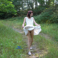 Pic #9 outdoor - Nude Amateurs, Outdoors, Shaved, Small Tits
