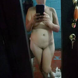 Pic #2 La verruga 3 - Bush Or Hairy, Medium Tits, Round Ass