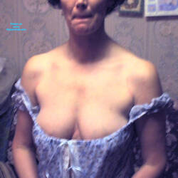 Pic #2 showing my boobs - Big Tits, Nude Amateurs