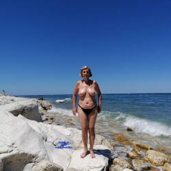 Pic #2 paola topless - Big Tits, Outdoors