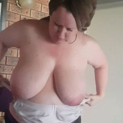 wifes fantastic funbags - BBW, Big Ass, Big Tits, Hanging Tits, Natural Tits