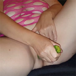 Zucchini Fun ! - BBW, Big Ass, Big Tits, Masturbation, Natural Tits, Penetration Or Hardcore, Toys, Women Using Dildos