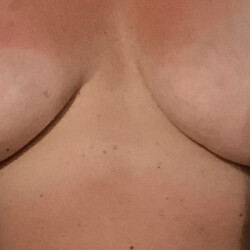 Medium tits of my wife - Sonny