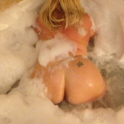 My wife's ass - Sonny