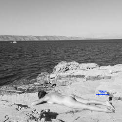 Pic #7 Escape to liberty - Amateur, Beach, Beach Pussy, Medium Tits, Natural Tits, Outdoors