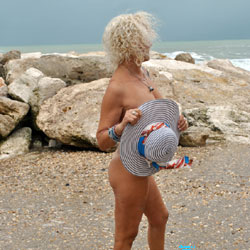 My New Model SaraLady28 - Beach, Beach Pussy, Beautiful Ass, Blonde, Firm Ass, Medium Tits, Natural Tits, Outdoors, MILF, Milf Ass, Sexy Wives, sexiest legs