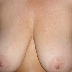 Very large tits of my wife - Kuffy