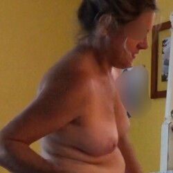 Medium tits of my wife - Ellen 