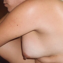 Medium tits of my wife - Elize