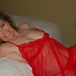 Medium tits of my wife - Medium tits of my wife