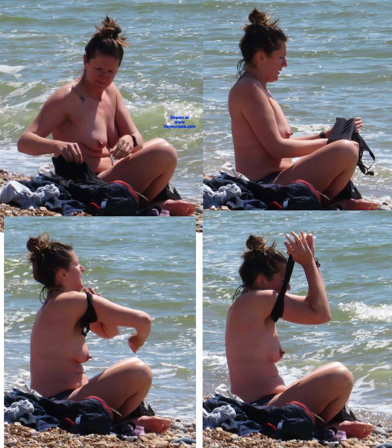 Beach Candids England Spring 2022 , Lovely Ladies Enjoying The Spring Sunshine <img Src="/public/voyeurweb/img/transparent.png" Class="ej-img Ej-1f60e" Alt=""><div> Let Me Know In The Comments Who You'd Like To See More Of & Don't Forget To Vote, Thanks </div>