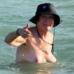 Medium tits of my girlfriend - D from FL