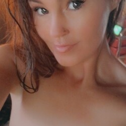 My small tits - Lucky Charms