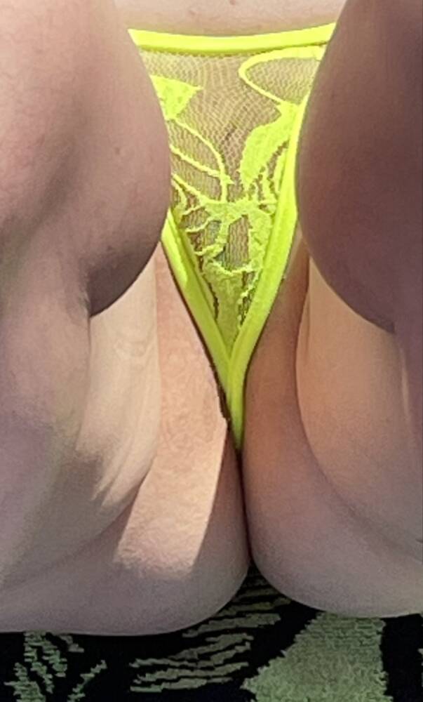 In Bikini on the Beach  , Smallest Bikinis Are So Sexy