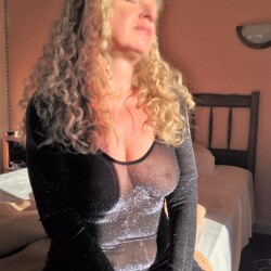 Medium tits of my girlfriend - Helena