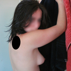 Medium tits of my ex-girlfriend - Honey Lou