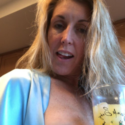 Large tits of my girlfriend - Africa