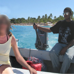 Lisa Melagio to the Playa Tortuga Isla Catalina