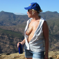 Medium tits of my wife - Anna-